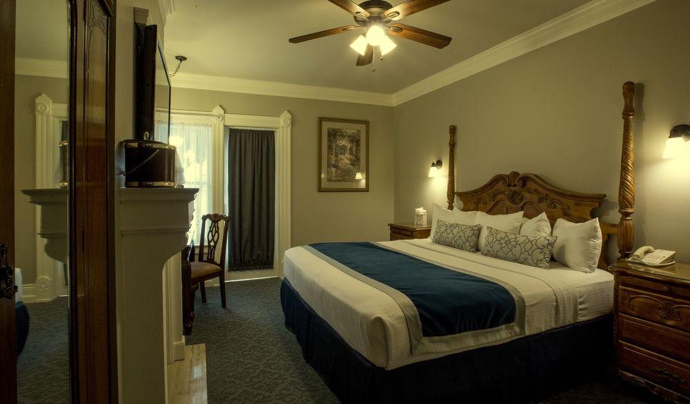 Horton Grand Hotel Сан Диего Екстериор снимка