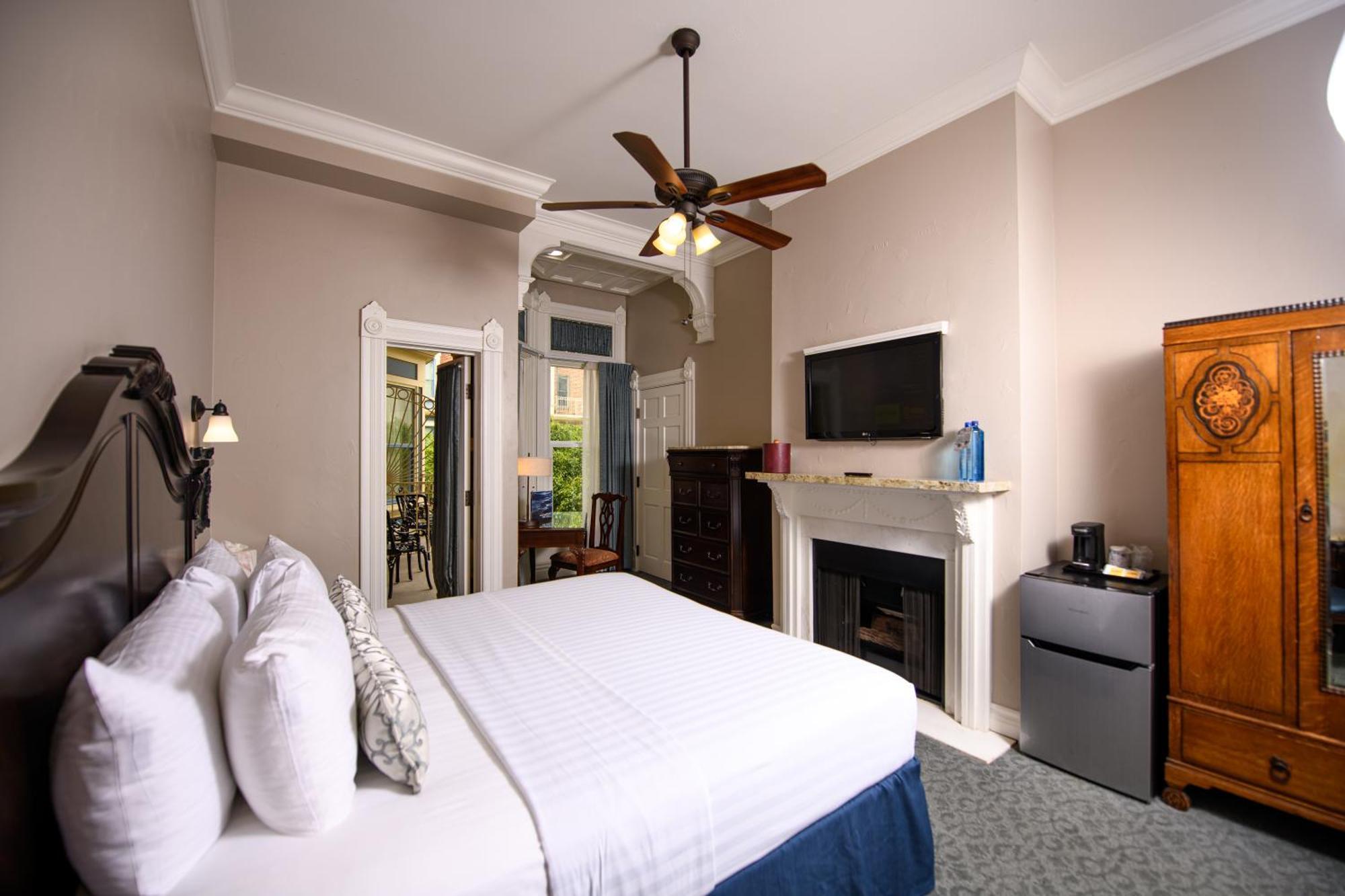 Horton Grand Hotel Сан Диего Екстериор снимка